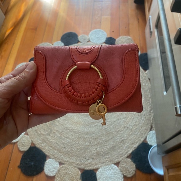 See By Chloe Long Hana Wallet Pink Peach - Picture 2 of 13